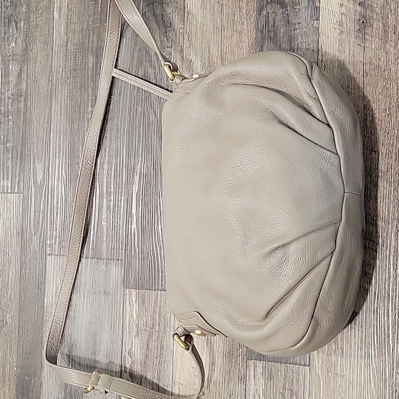 Marc Jacobs Pebbled-leather Shoulder Bag - Picture 3 of 14